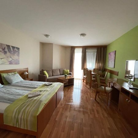Rosemary Apartmanok, Rose, Lili, Mary1, Mary2 Hajdúszoboszló 외부 사진