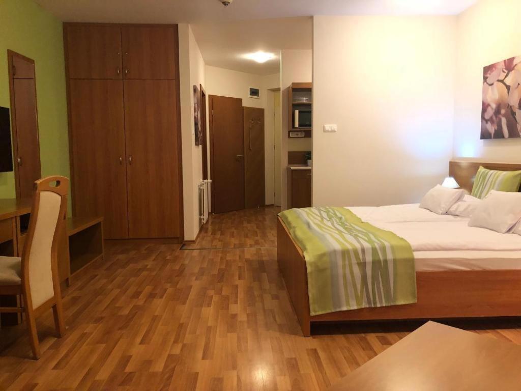 Rosemary Apartmanok, Rose, Lili, Mary1, Mary2 Hajdúszoboszló 외부 사진